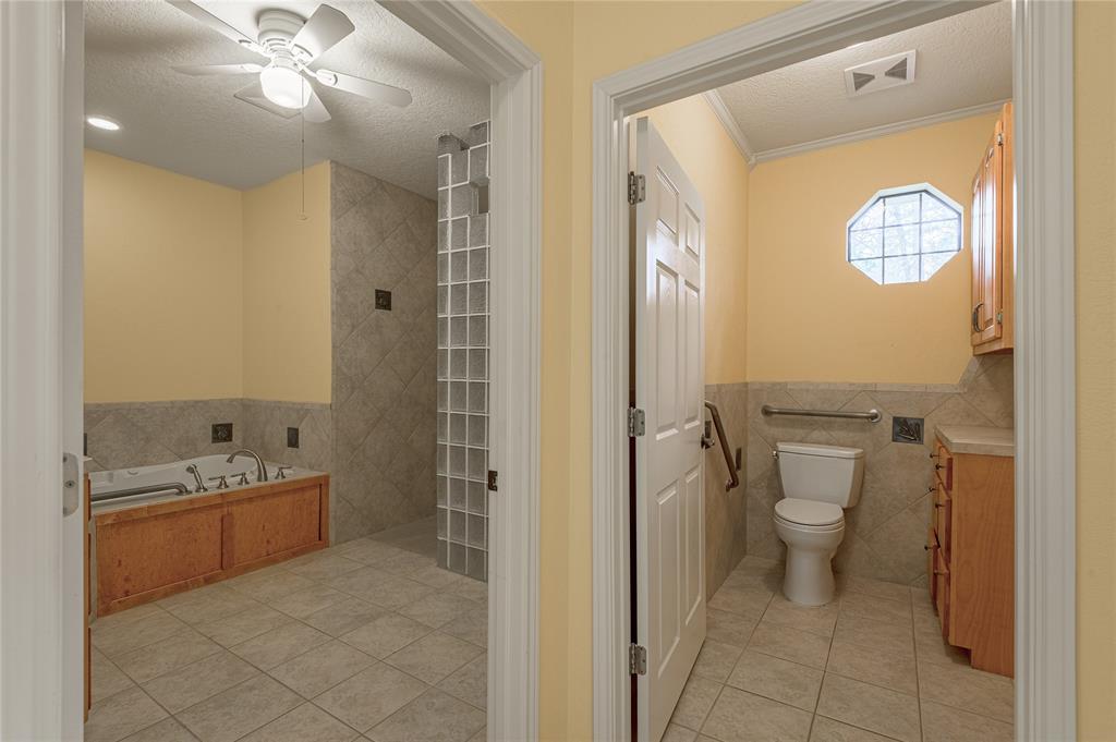 20 Tall Timbers Way, Huntsville, Texas image 24