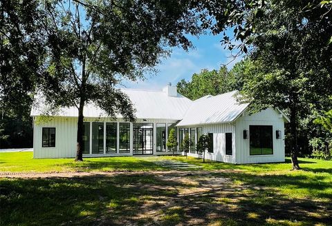 9879 Stubbs Road Magnolia TX 77354