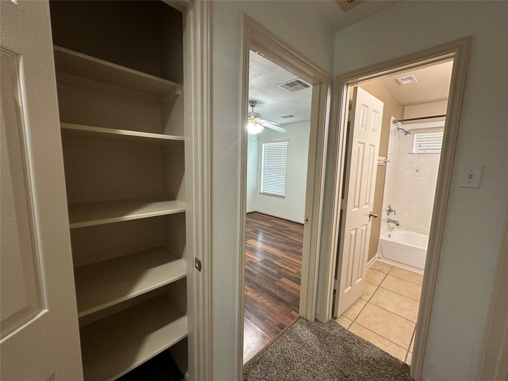 6022 Sugar Field Lane, Katy, Texas image 17
