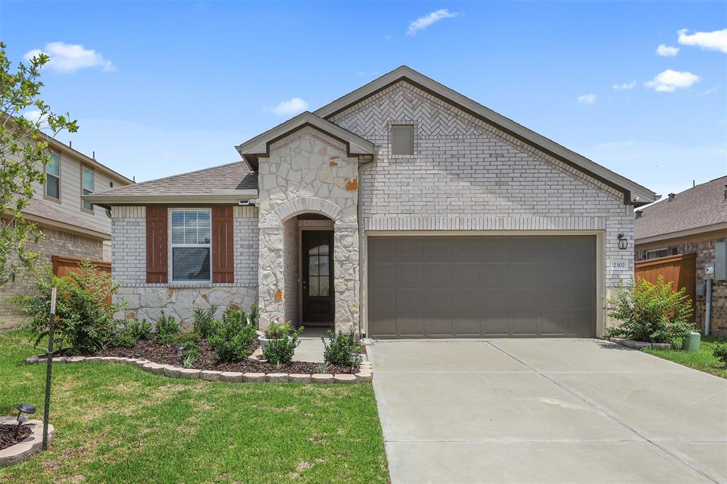 2302 Sweet Bay Drive