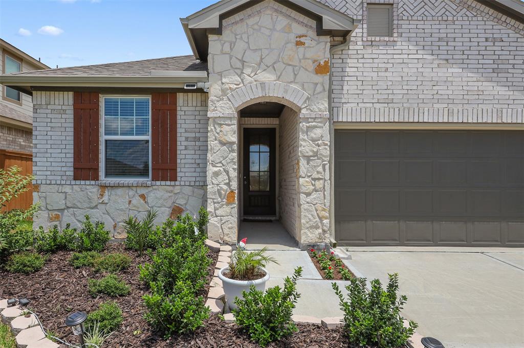 2302 Sweet Bay Drive
