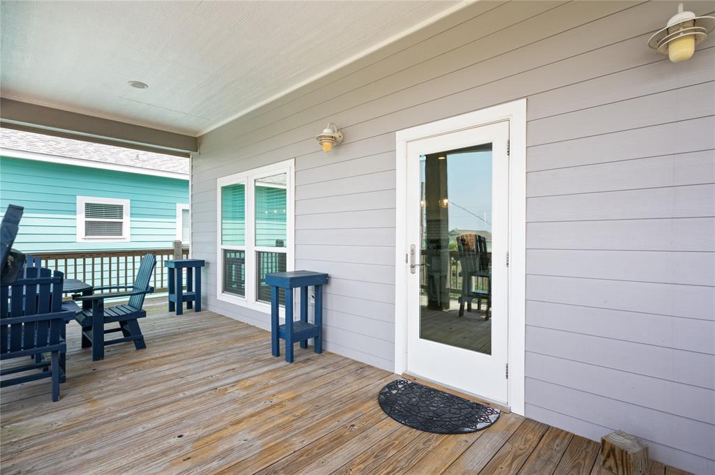 982 S Redfish Street, Crystal Beach, Texas image 5
