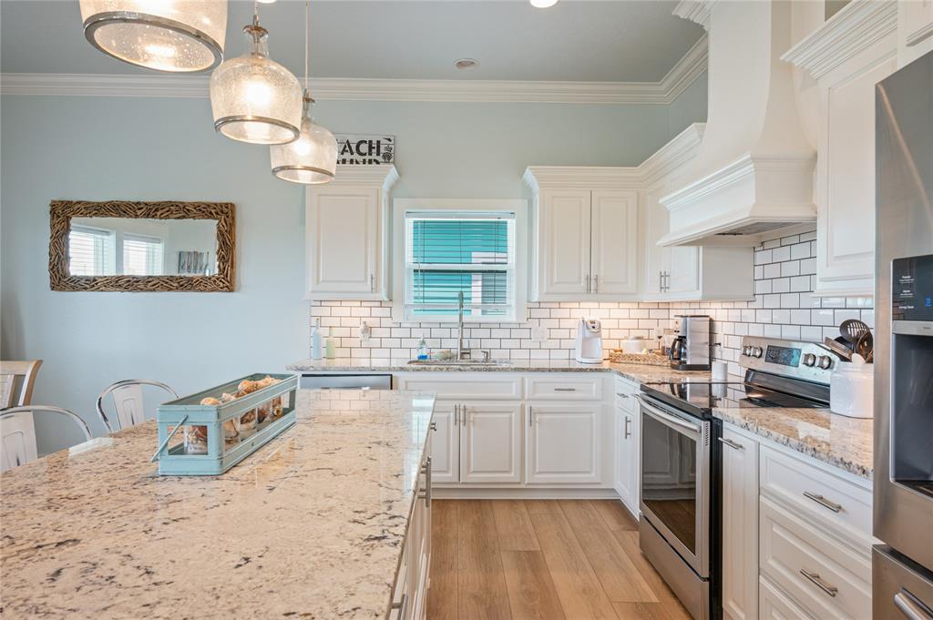 982 S Redfish Street, Crystal Beach, Texas image 10