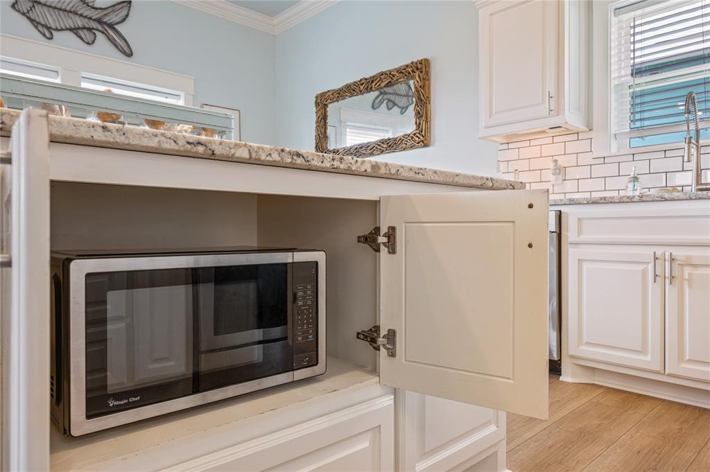 982 S Redfish Street, Crystal Beach, Texas image 14