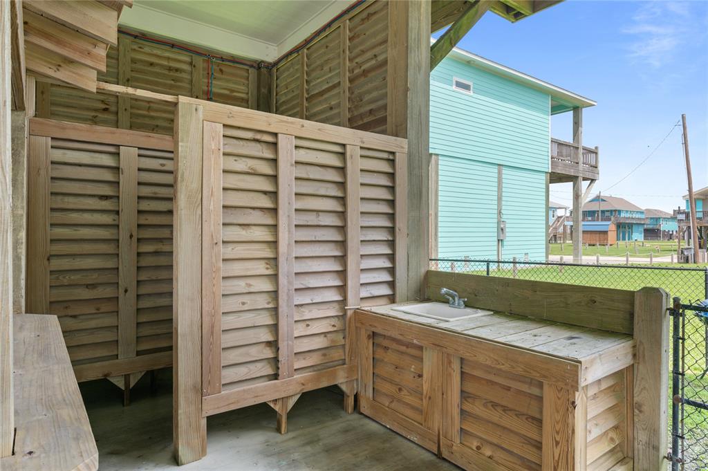 982 S Redfish Street, Crystal Beach, Texas image 37