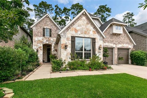 Single Family Residence in Pinehurst TX 818 Evergreen Meadows Lane 1.jpg