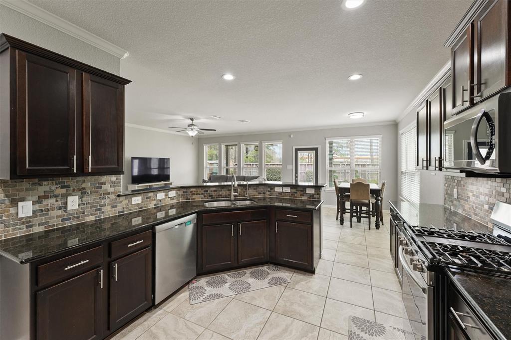23455 Banksia Drive, New Caney, Texas image 13
