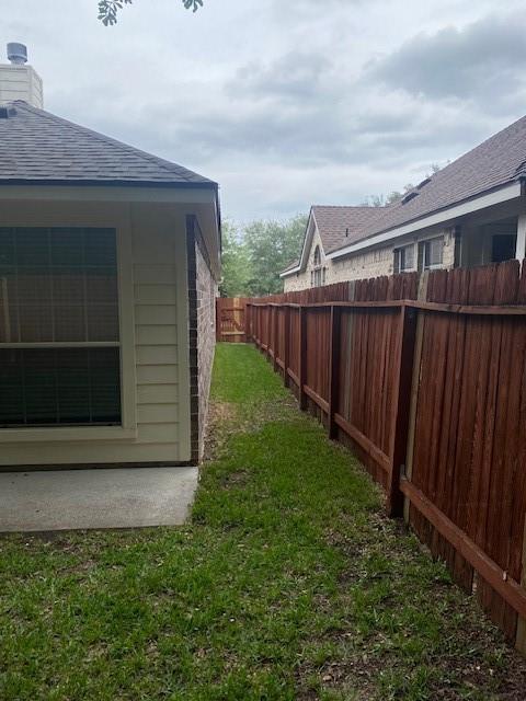 430 Spindle Ridge Drive, Spring, Texas image 21