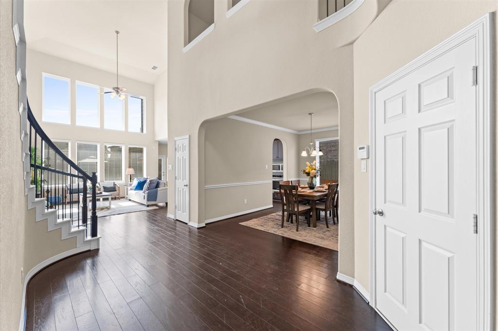 955 Smokethorn Trail, Richmond, Texas image 5