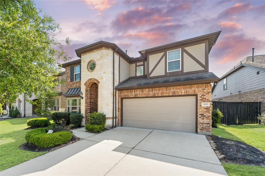 955 Smokethorn Trail, Richmond, Texas image 1