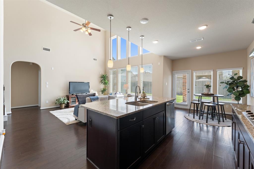 955 Smokethorn Trail, Richmond, Texas image 20