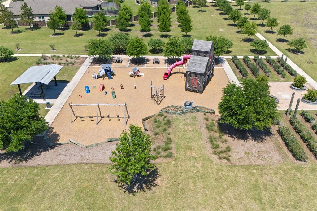 955 Smokethorn Trail, Richmond, Texas image 42