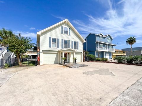 A home in Tiki Island