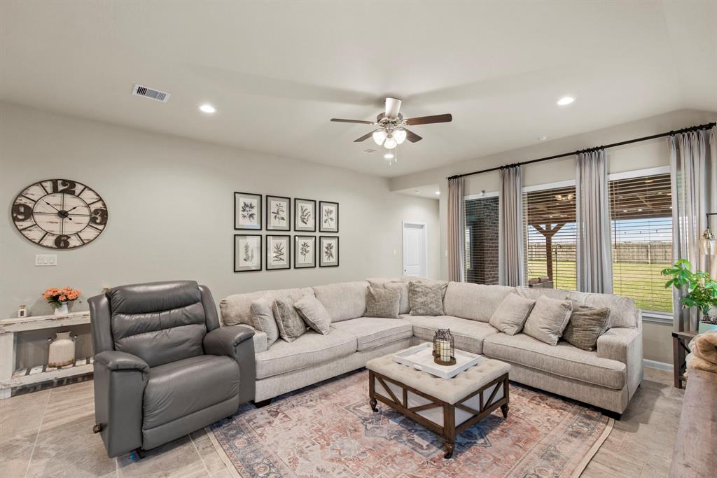 9610 Japonica Drive, Richmond, Texas image 10
