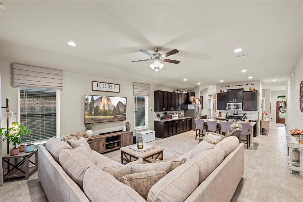 9610 Japonica Drive, Richmond, Texas image 11