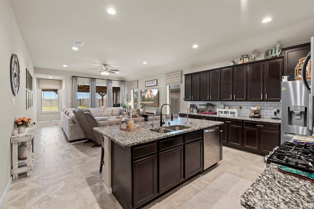 9610 Japonica Drive, Richmond, Texas image 7