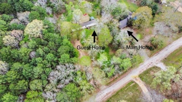 101 Bonnie Creek Drive, Coldspring, Texas image 2