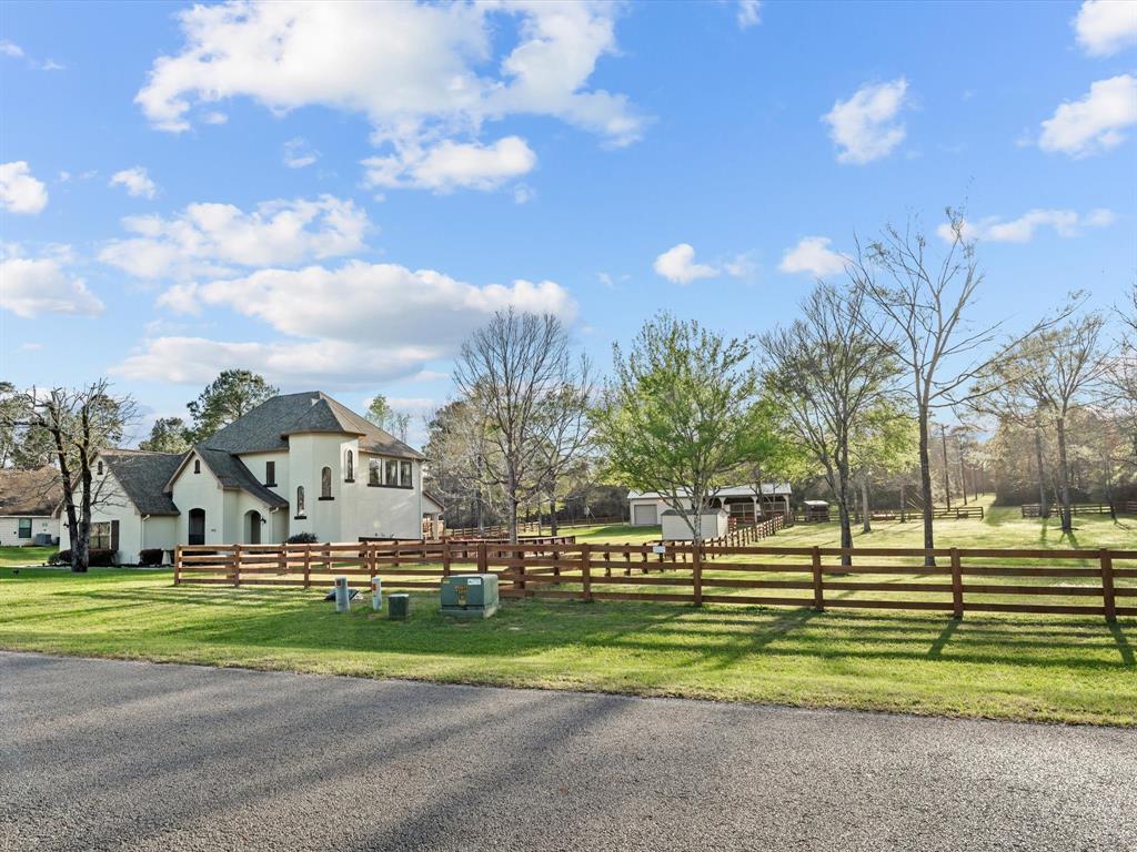 140 Port Au Prince Court, Montgomery, Texas image 27