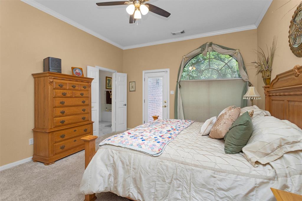 529 Stephen F Austin Drive, Conroe, Texas image 28