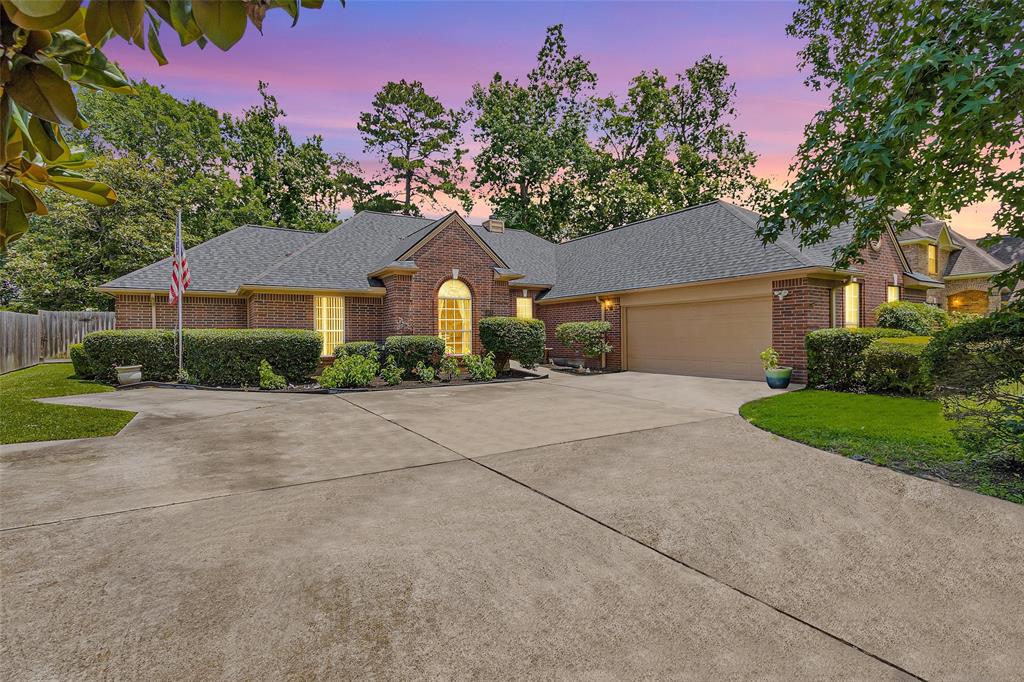 529 Stephen F Austin Drive, Conroe, Texas image 1