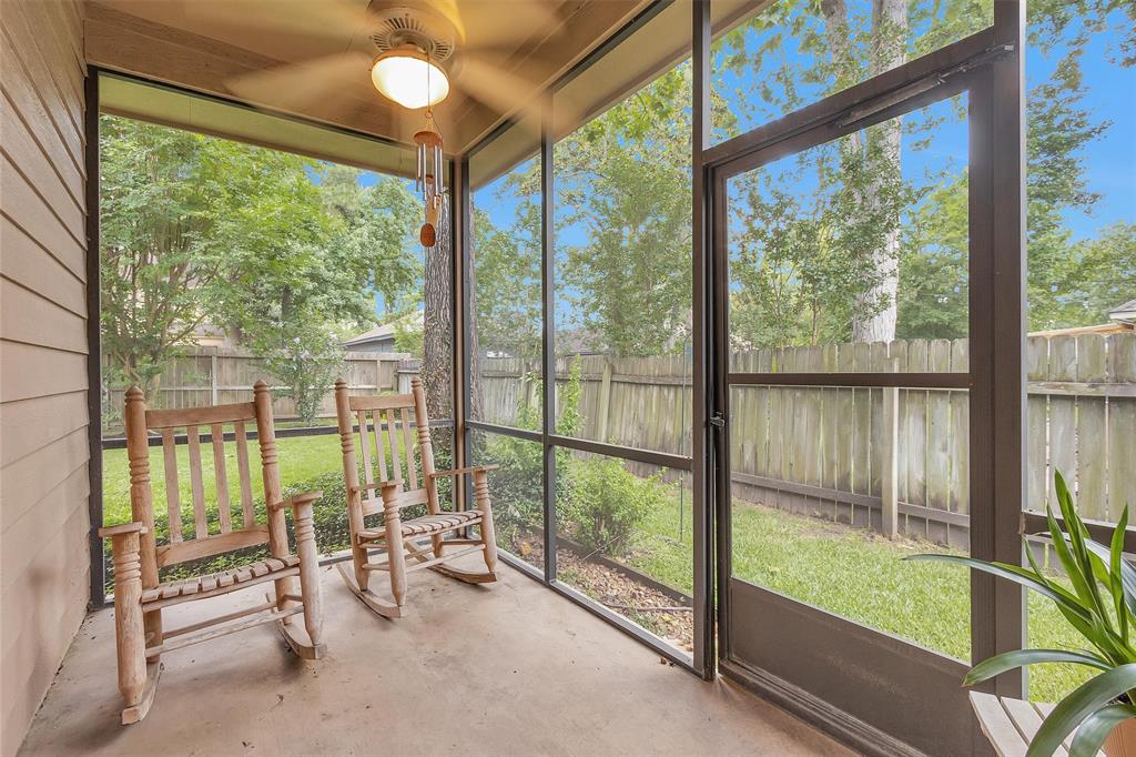 529 Stephen F Austin Drive, Conroe, Texas image 37