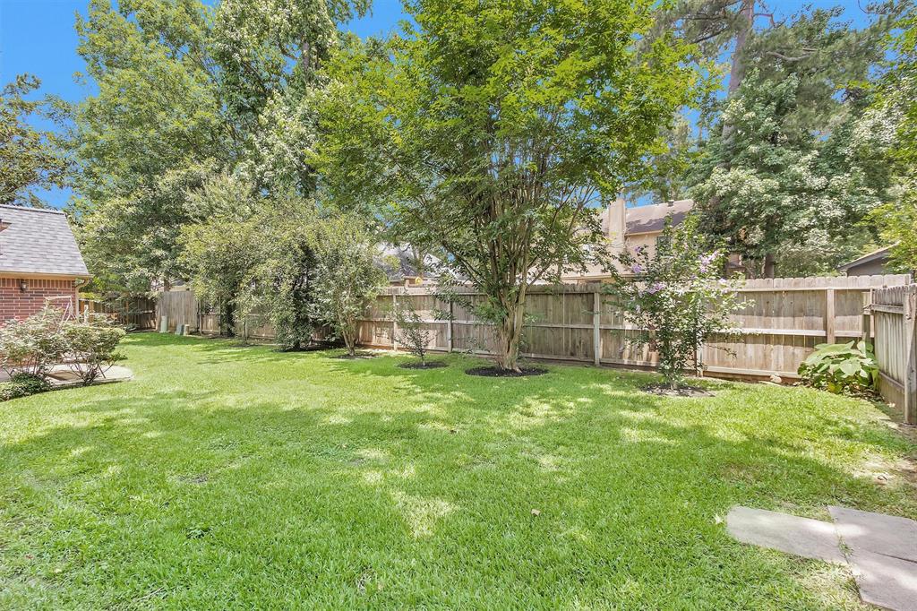 529 Stephen F Austin Drive, Conroe, Texas image 35