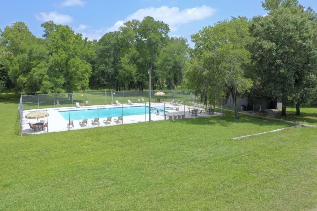 129 Sour Lake Circle, Cleveland, Texas image 4