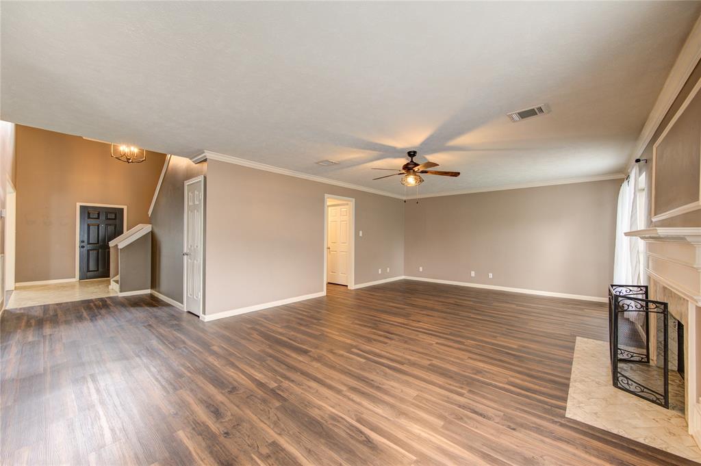 1322 Village Garden Drive, Missouri City, Texas image 14