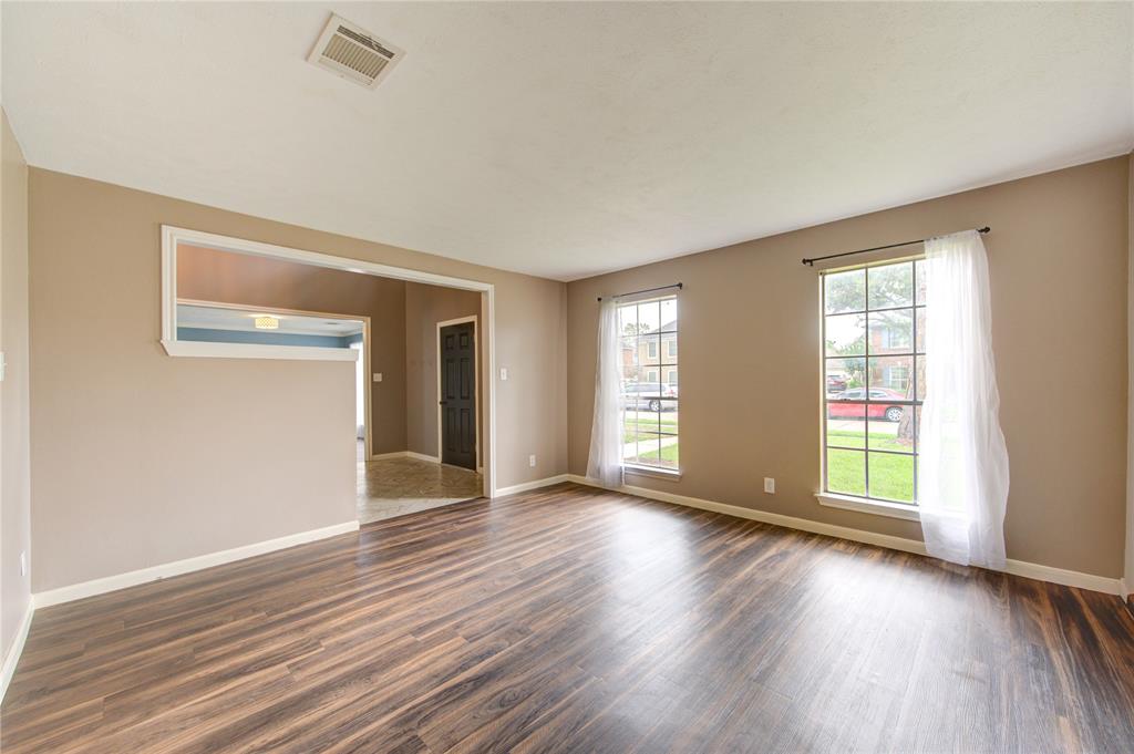 1322 Village Garden Drive, Missouri City, Texas image 17