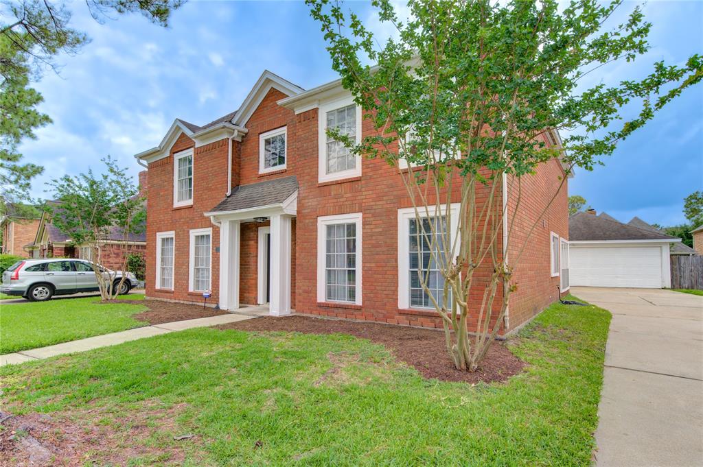 1322 Village Garden Drive, Missouri City, Texas image 3