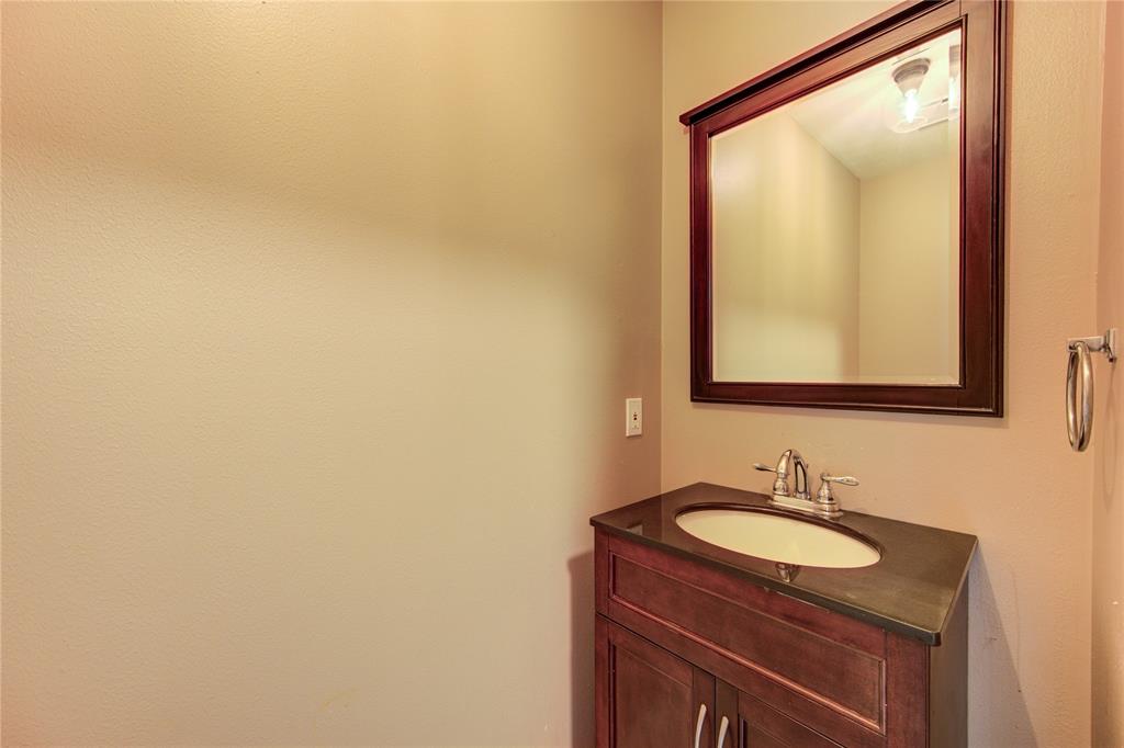 1322 Village Garden Drive, Missouri City, Texas image 20