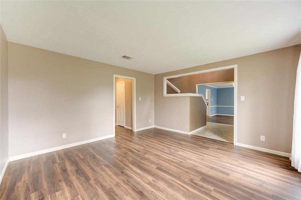 1322 Village Garden Drive, Missouri City, Texas image 18