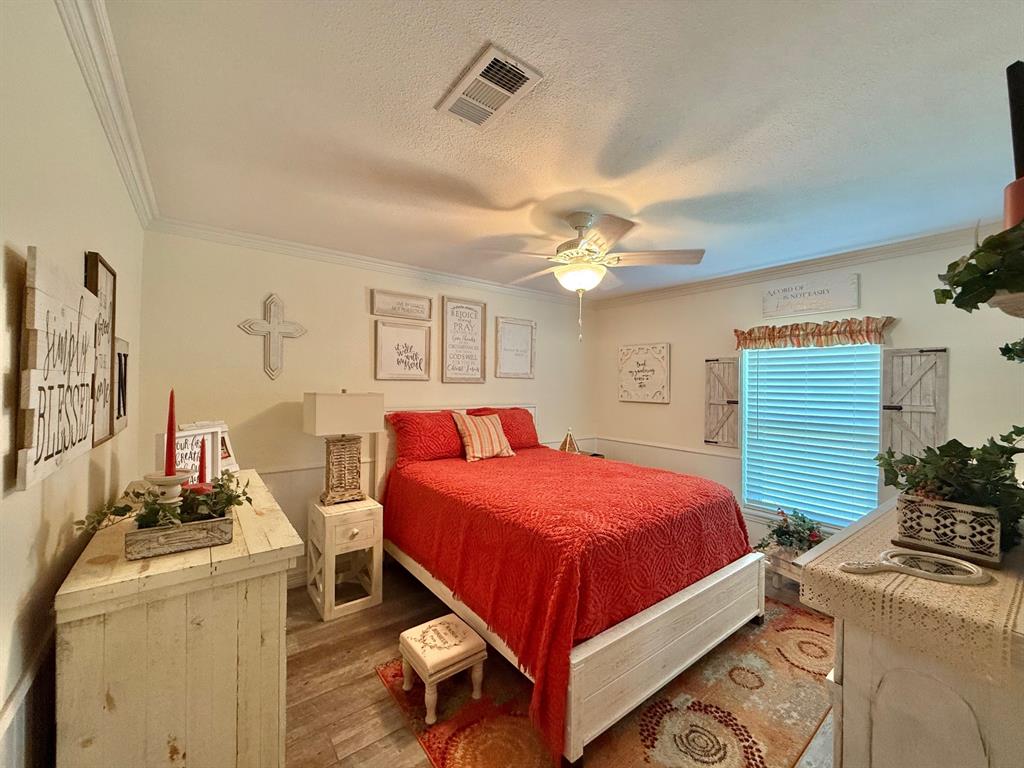 2330 Little John Lane, Groves, Texas image 22