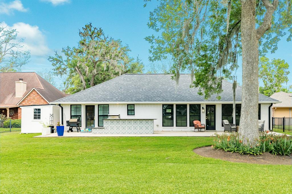 247 S Amherst Drive, West Columbia, Texas image 34