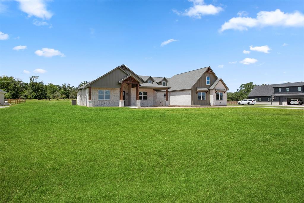 5864 Rain Meadow Drive, College Station, Texas image 4