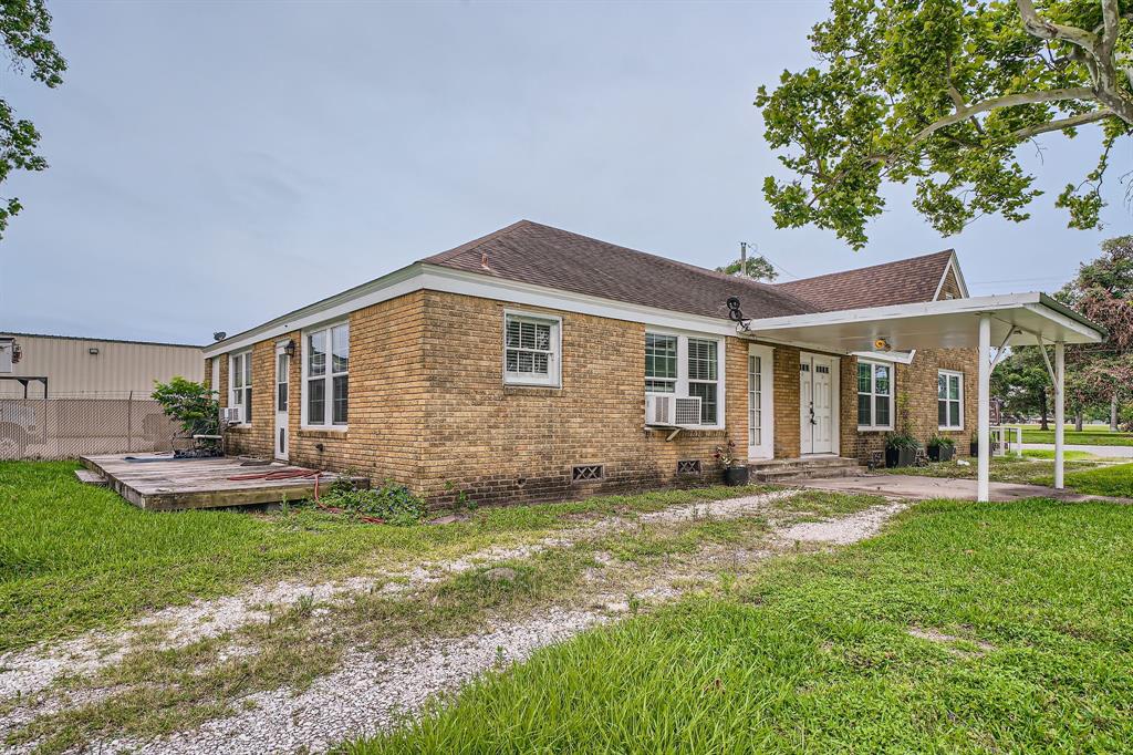 403 S Velasco Street, Angleton, Texas image 24
