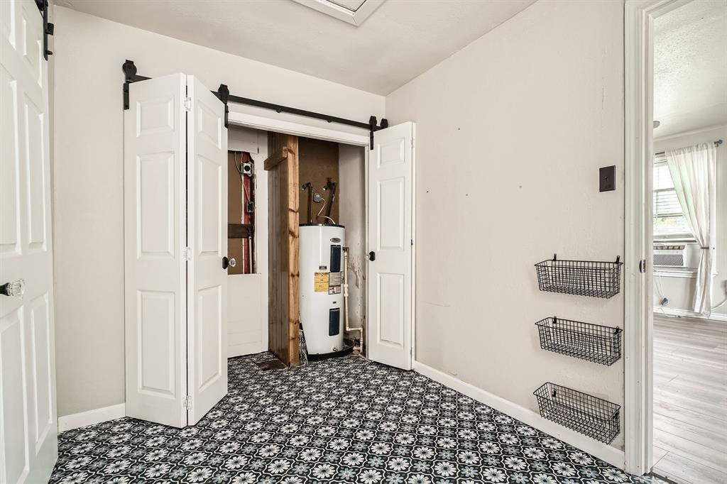 403 S Velasco Street, Angleton, Texas image 21