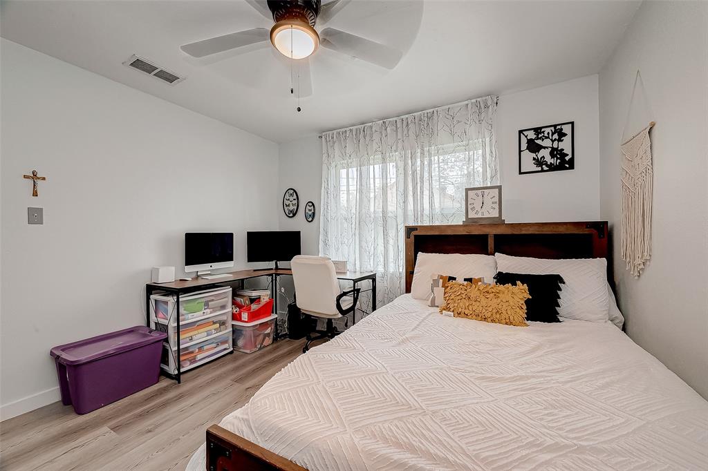 2406 Hillshire Drive, Deer Park, Texas image 20