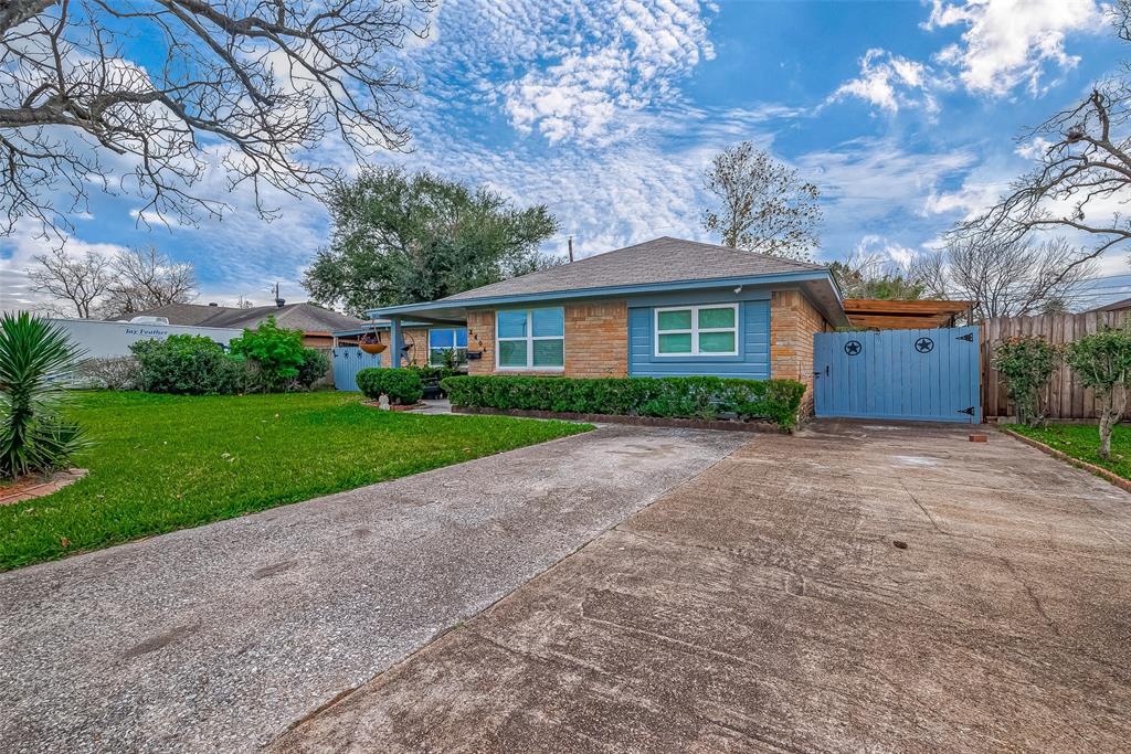 2406 Hillshire Drive, Deer Park, Texas image 28