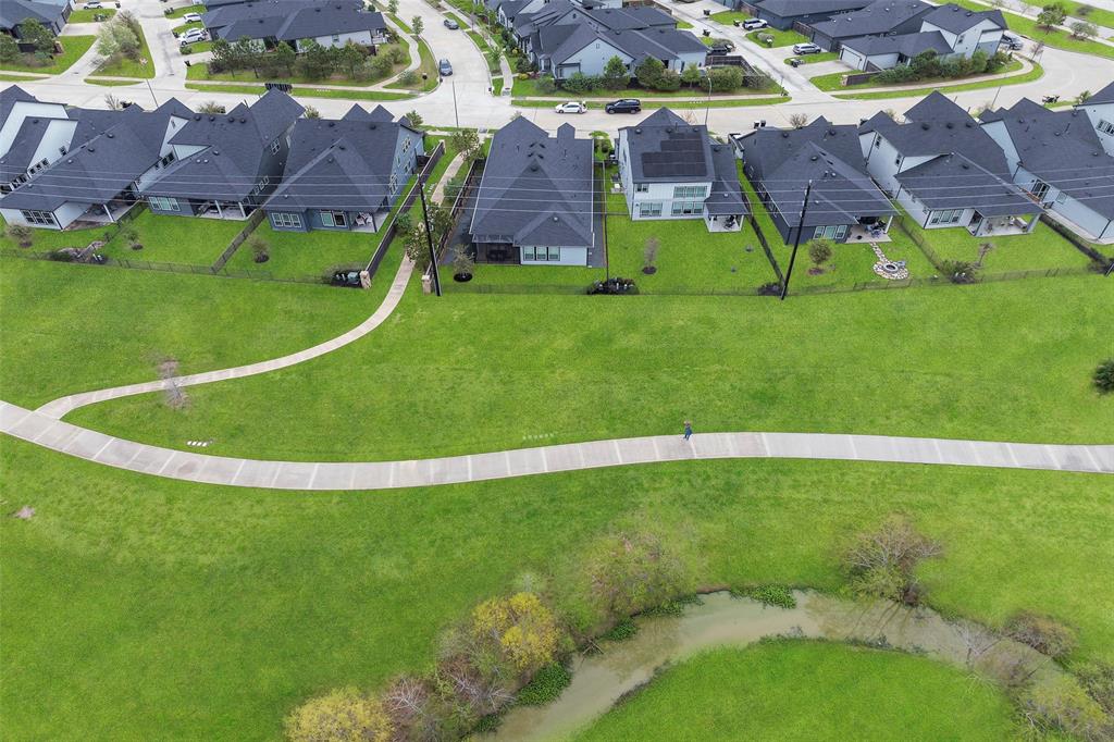 4802 Cold Stream Court, Fulshear, Texas image 35