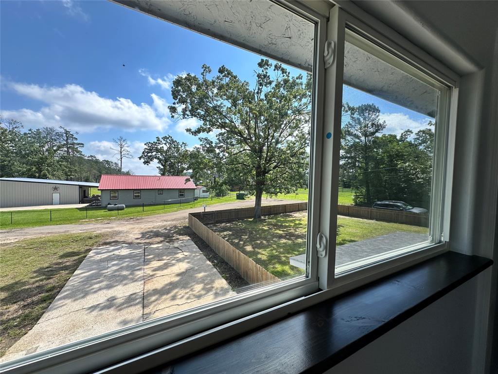 195 Lakeside Drive, Zavalla, Texas image 32