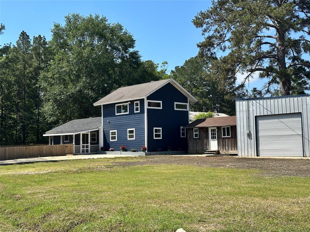 195 Lakeside Drive, Zavalla, Texas image 4