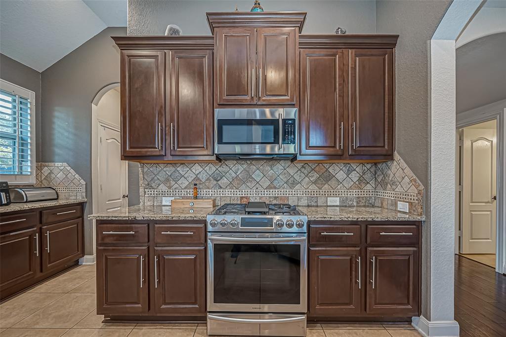 6306 Hidden Alley Drive, Katy, Texas image 18
