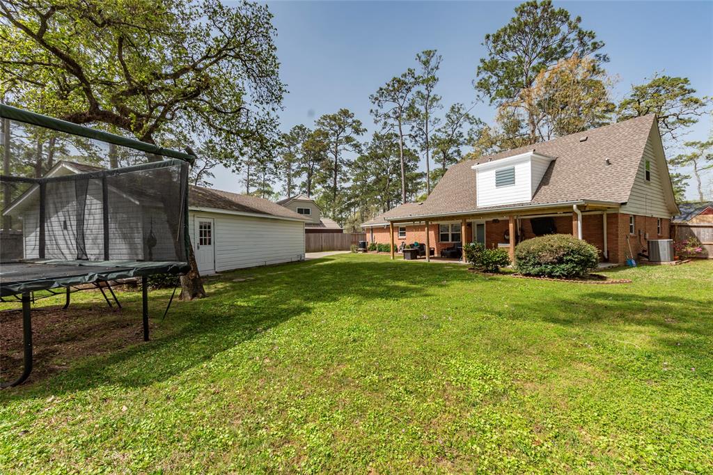 1050 Royal Oak Drive, Dickinson, Texas image 10