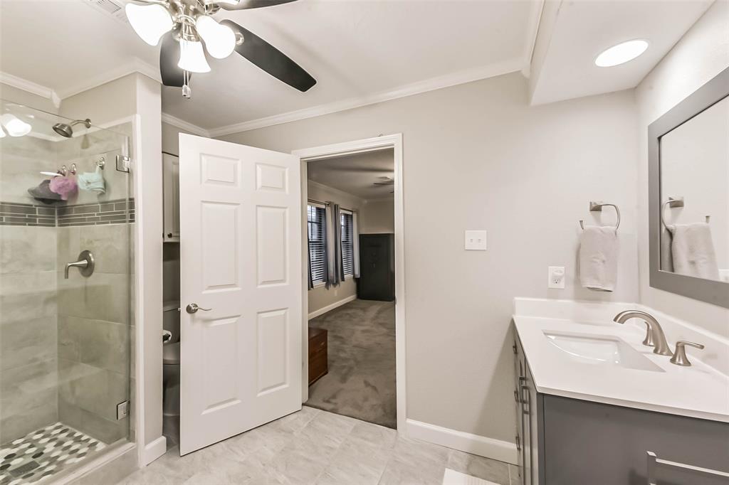 12031 1/2 N L Street, La Porte, Texas image 23