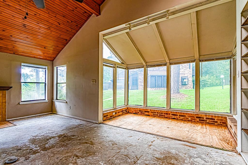 200 Fountain Lake #131, Livingston, Texas image 4