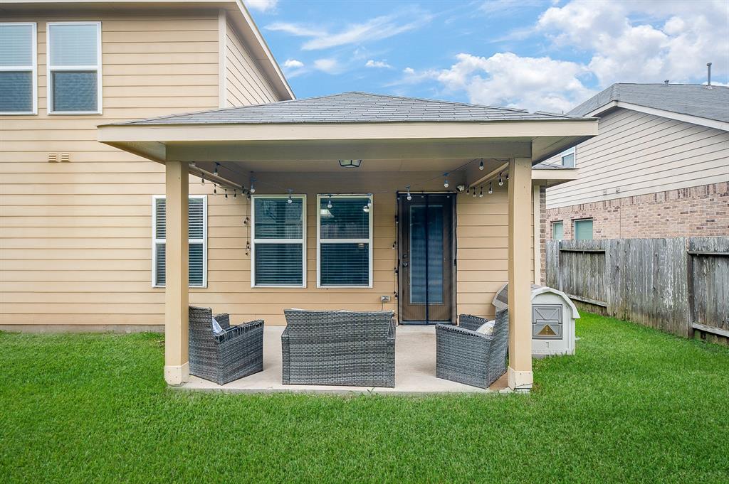 6323 Thornton Drive, Missouri City, Texas image 5