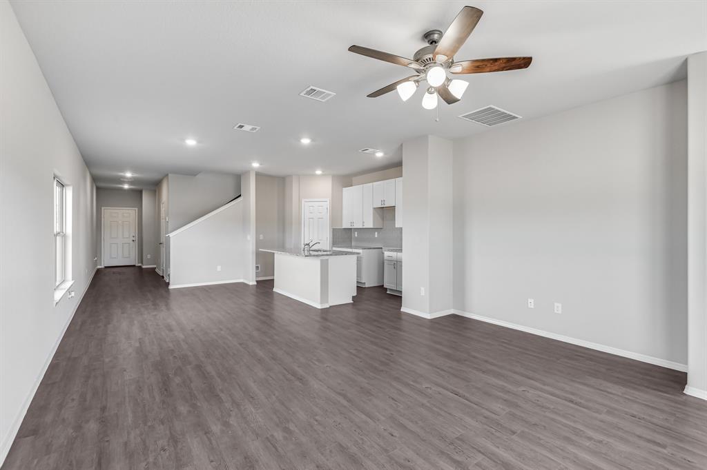10807 Red Orchid Drive, Houston, Texas image 7