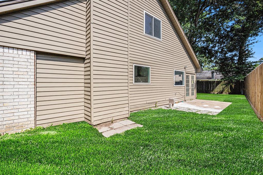 13750 Shirebrook Drive, Sugar Land, Texas image 28