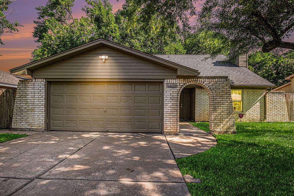 13750 Shirebrook Drive, Sugar Land, Texas image 1